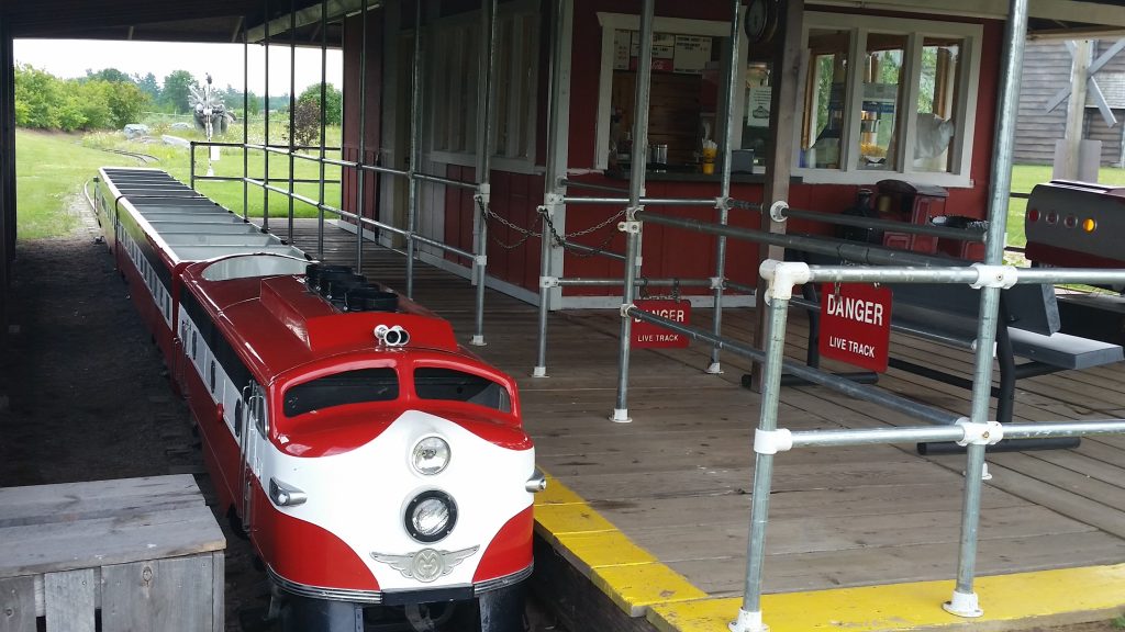 Rides attractions paul bunyan land